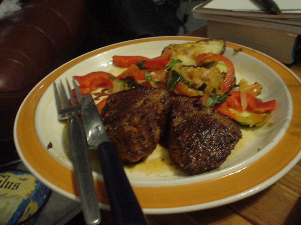 Agneau au romarin avec une ratatouille