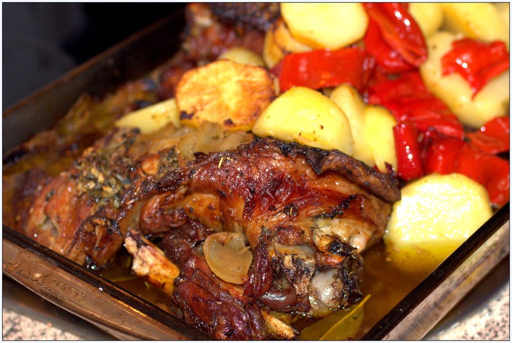 Baron d'agneau rôti aux herbes