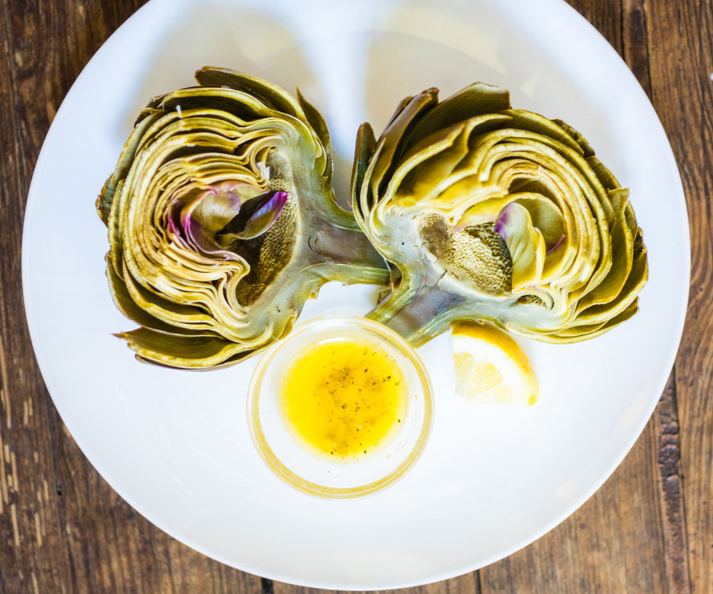 Artichauts à la sauce hollandaise