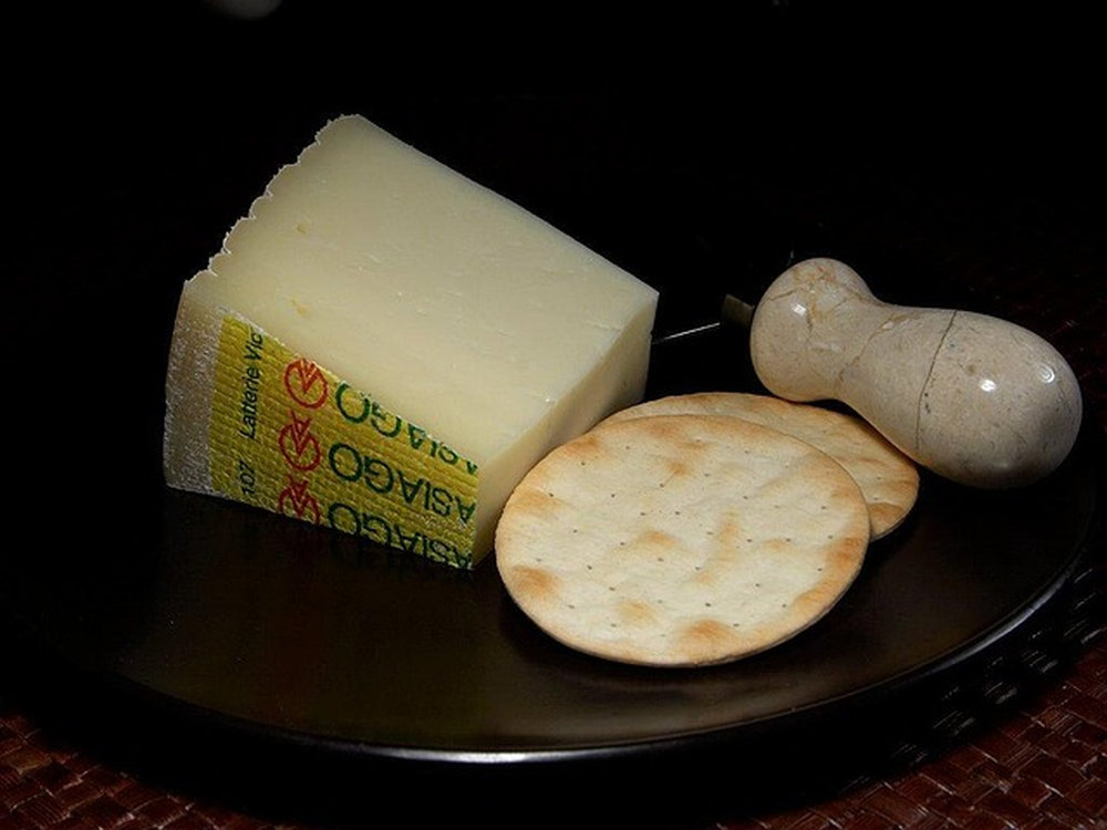 Asiago pressato