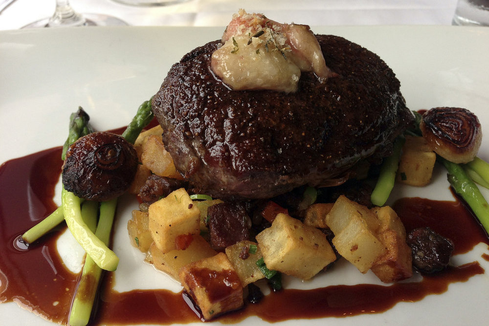 Tournedos de bœuf à la moelle