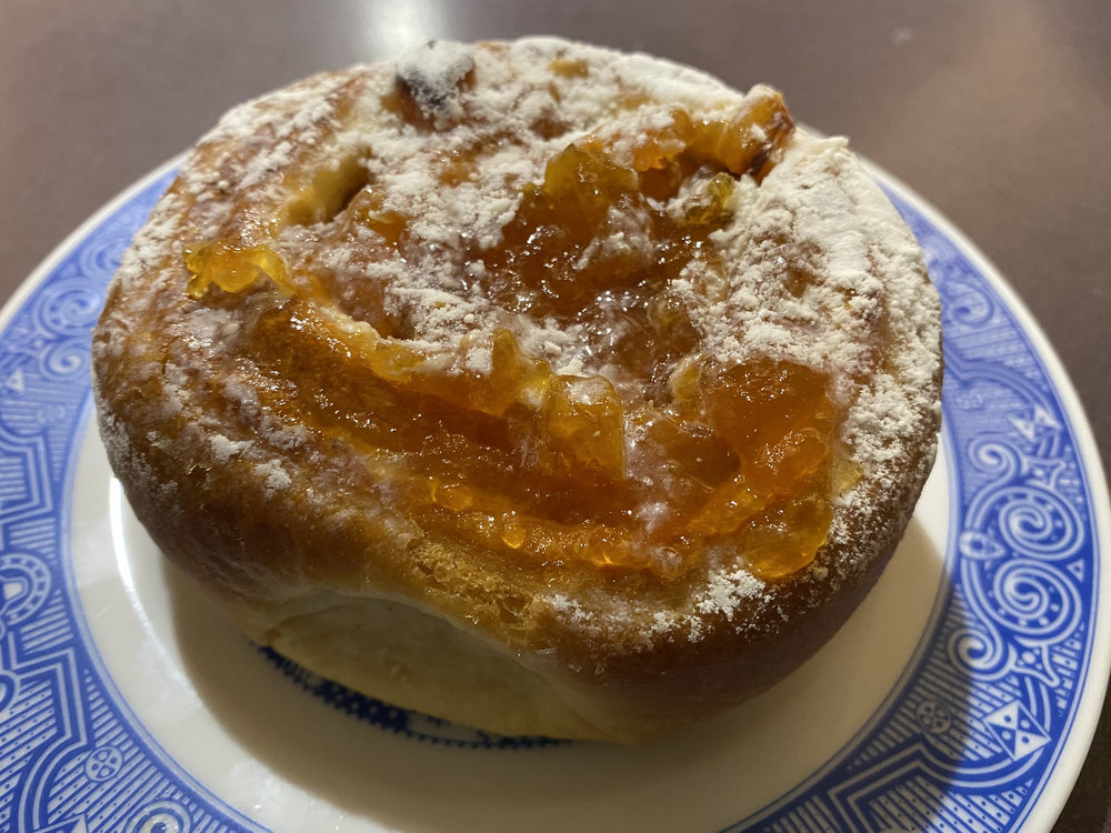 Brioche aux abricots