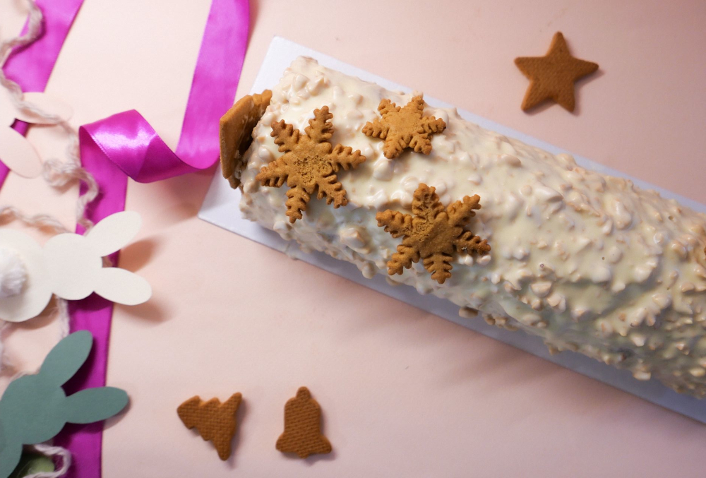 Bûche de Noël au chocolat blanc et au citron