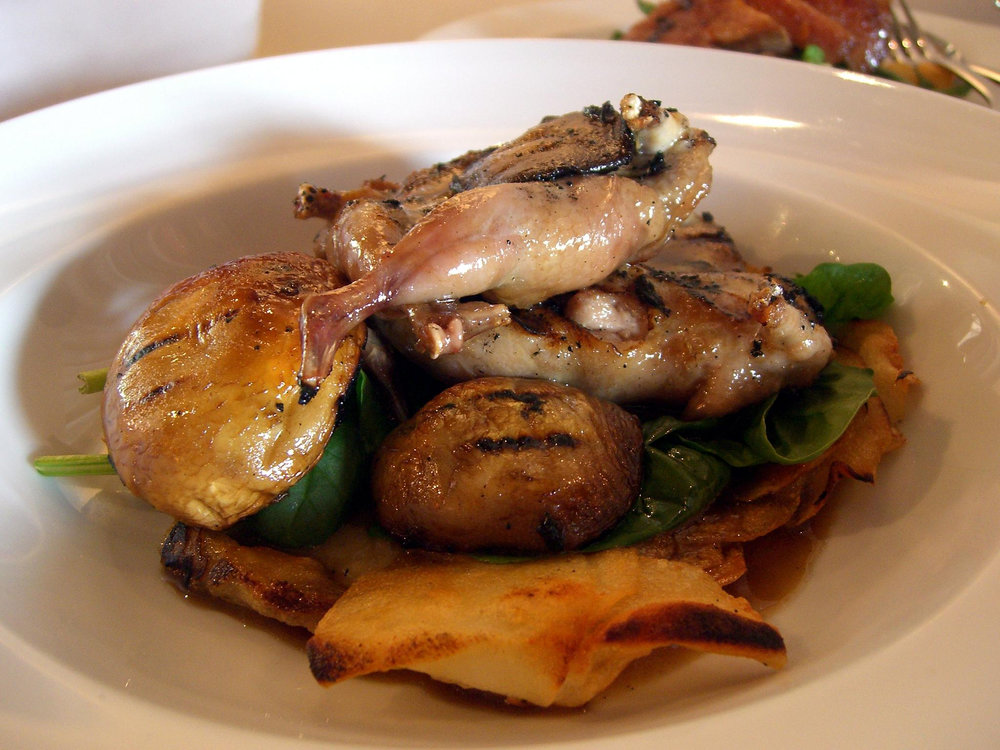 Caille rôtie aux champignons
