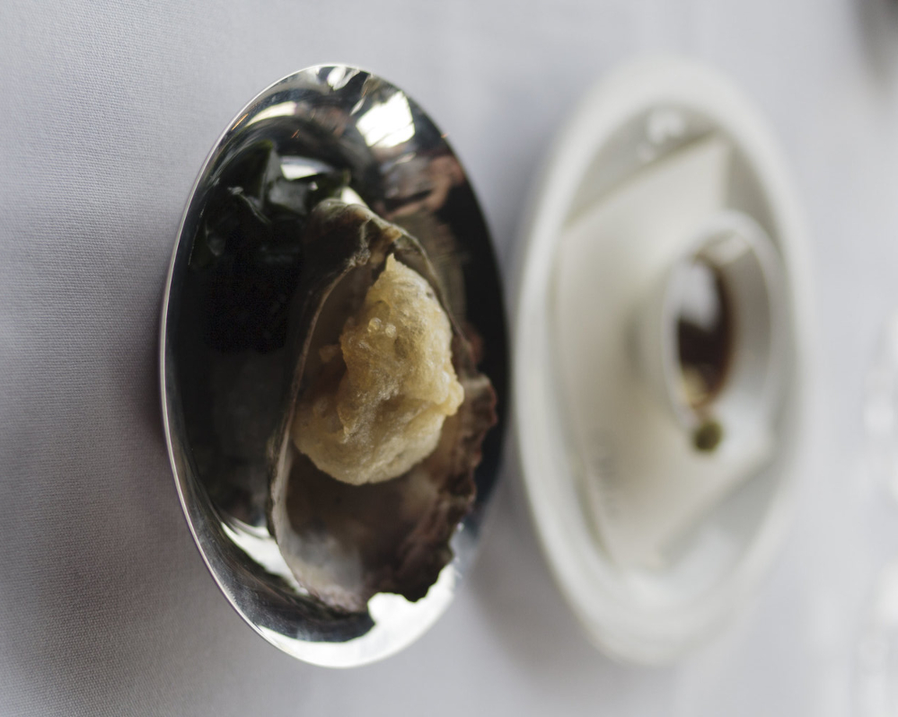 Canapé aux huîtres chaudes