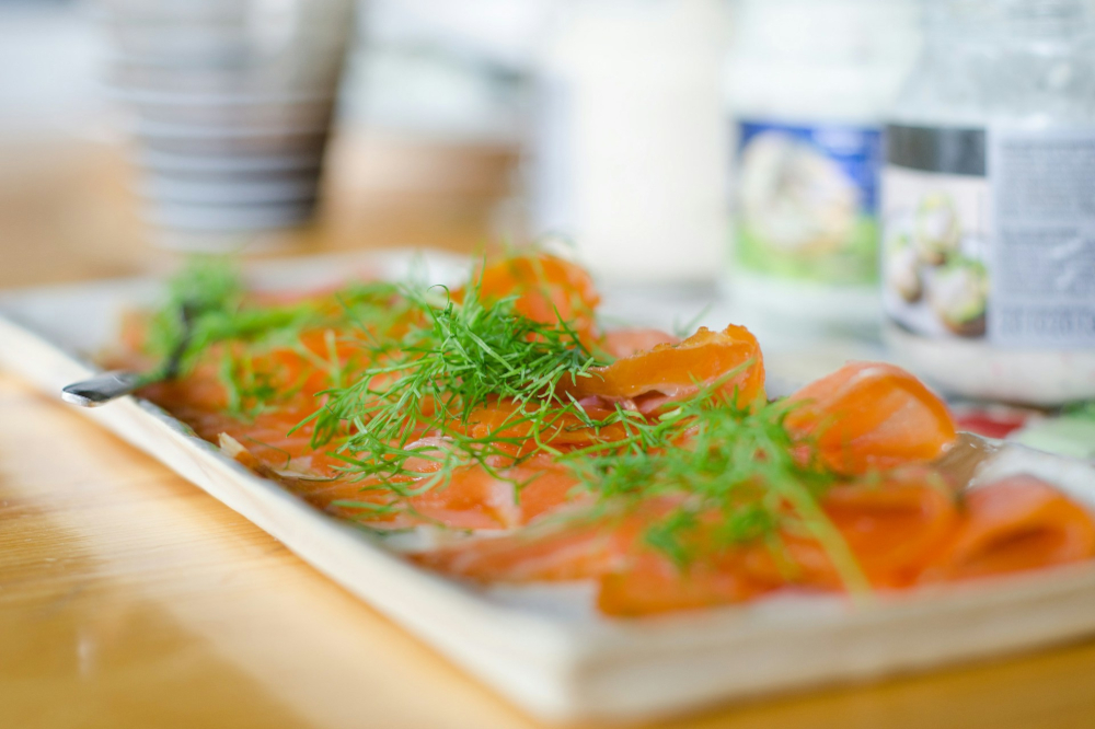 Carpaccio de saumon aux herbes