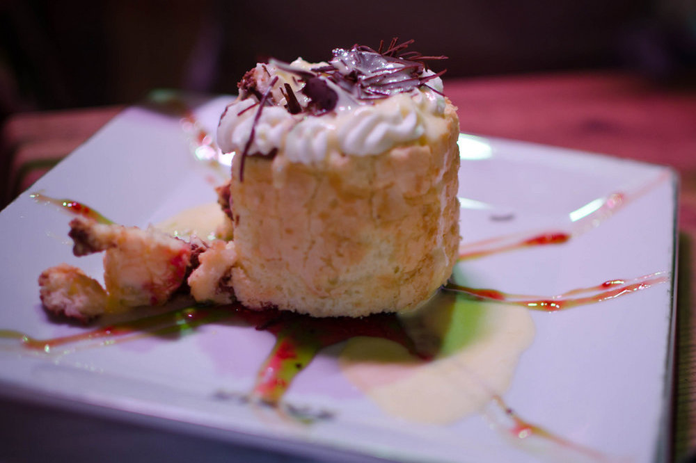 Charlotte aux poires avec une crème anglaise au caramel