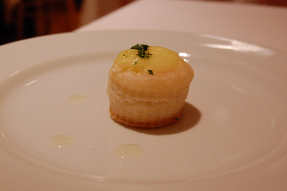 Feuilleté de foie gras de canard à la truffe noire