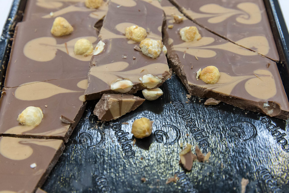 Chocolat au lait aux noisettes et au caramel
