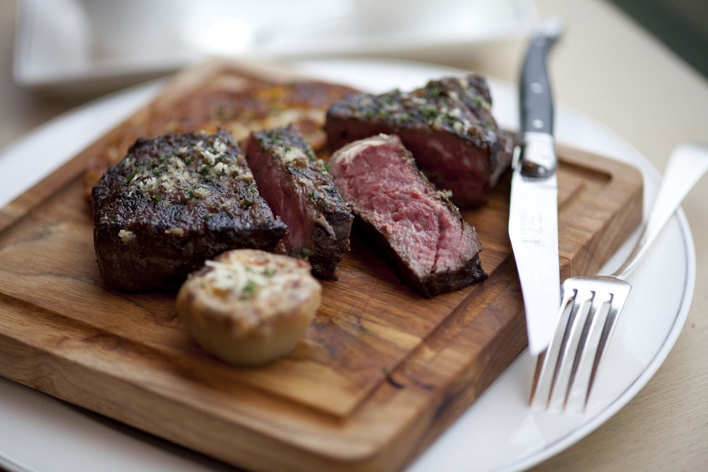 Contre-filet de bœuf grillé
