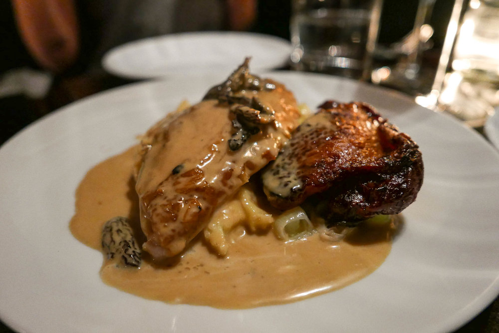 Coquelet rôti aux morilles