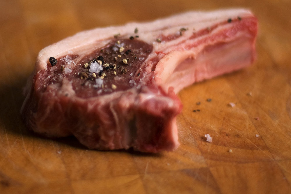 Côtelettes d'agneau rôties