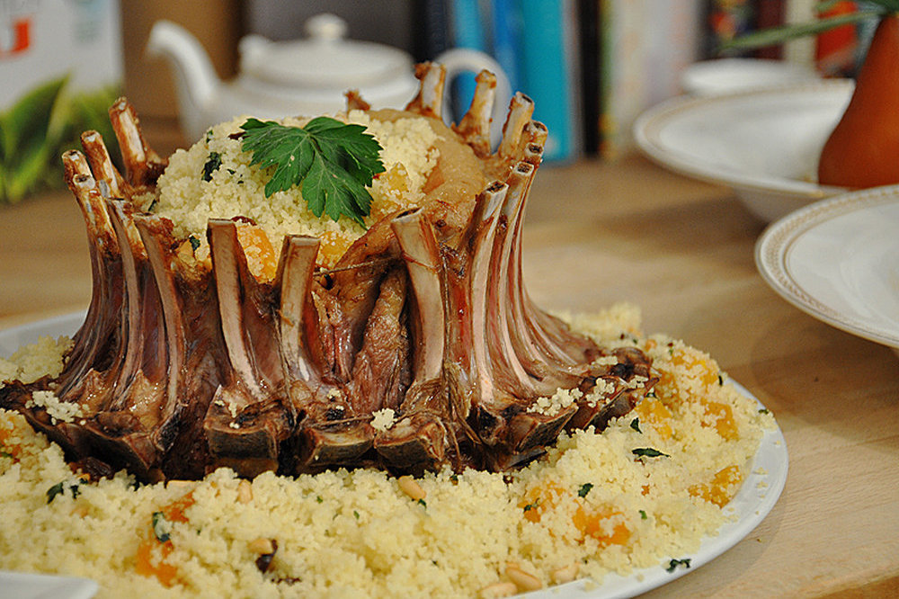 Côtelettes d'agneau en couronne