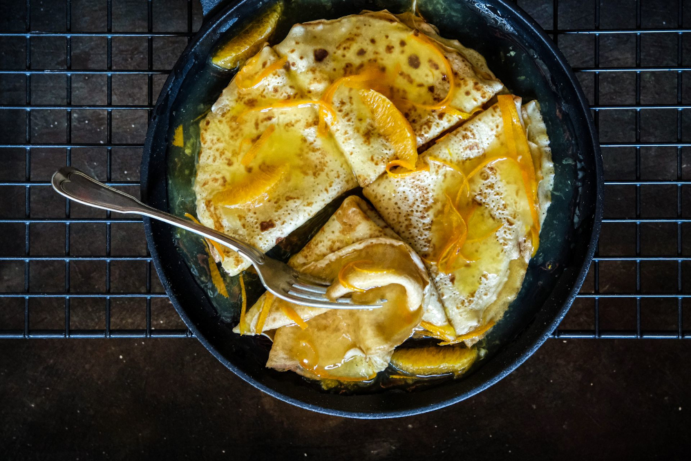 Crêpe à la crème de marrons et sauce à l'orange