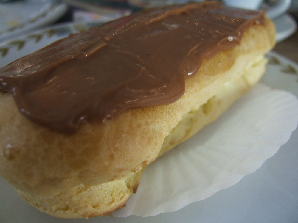 Éclair au café