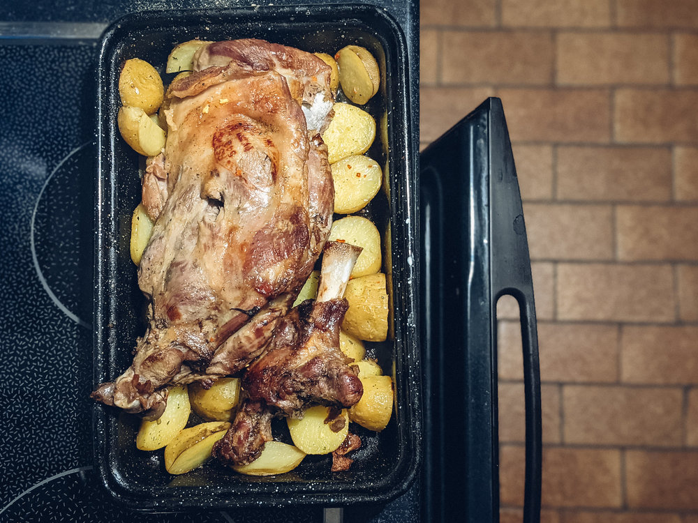 Épaule d'agneau à la boulangère