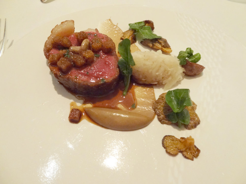 Beef fillet with chanterelles