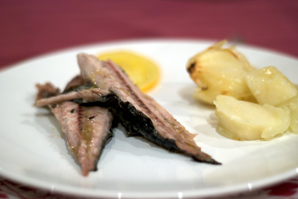 Filetes de caballa marinados en lima