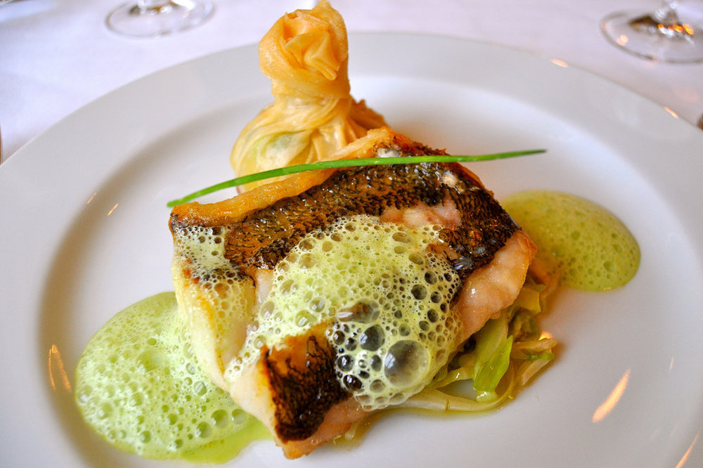 Filet de sole sauce au vin rouge