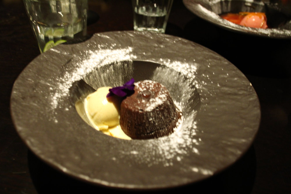 Fondant au chocolat noir et caramel au beurre salé