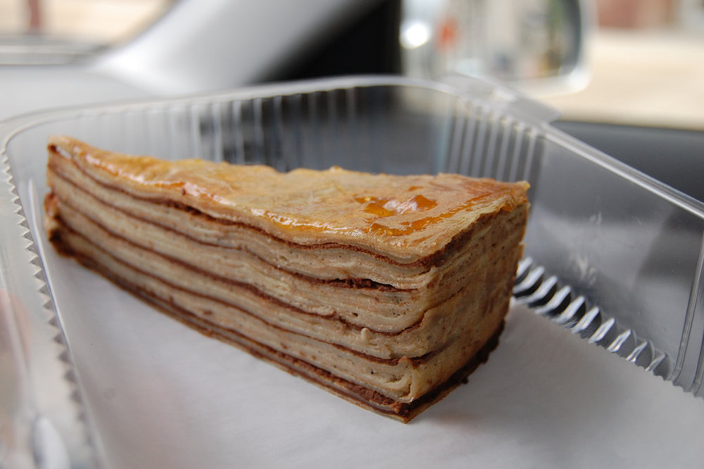 Apple crêpe cake