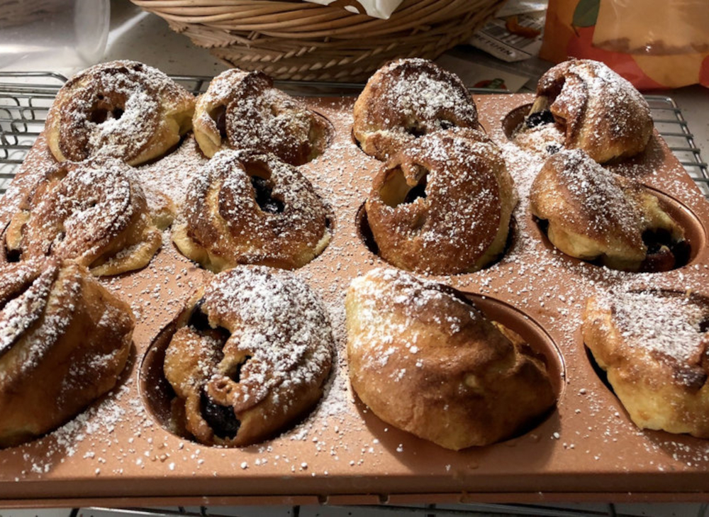 Gâteau fourré à la cerise noire