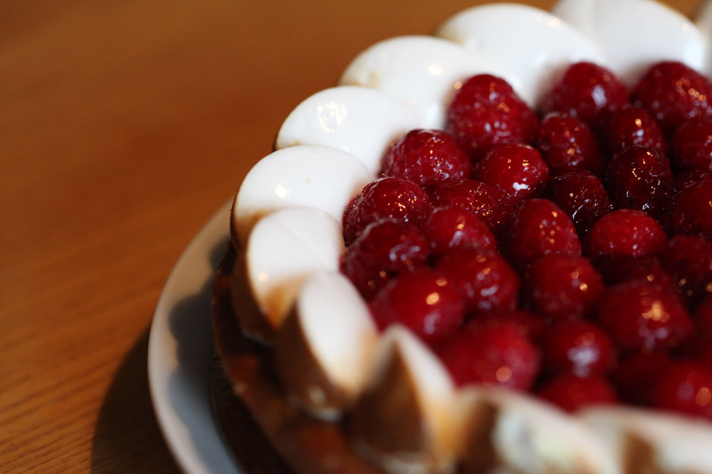 Gâteau meringué à la framboise