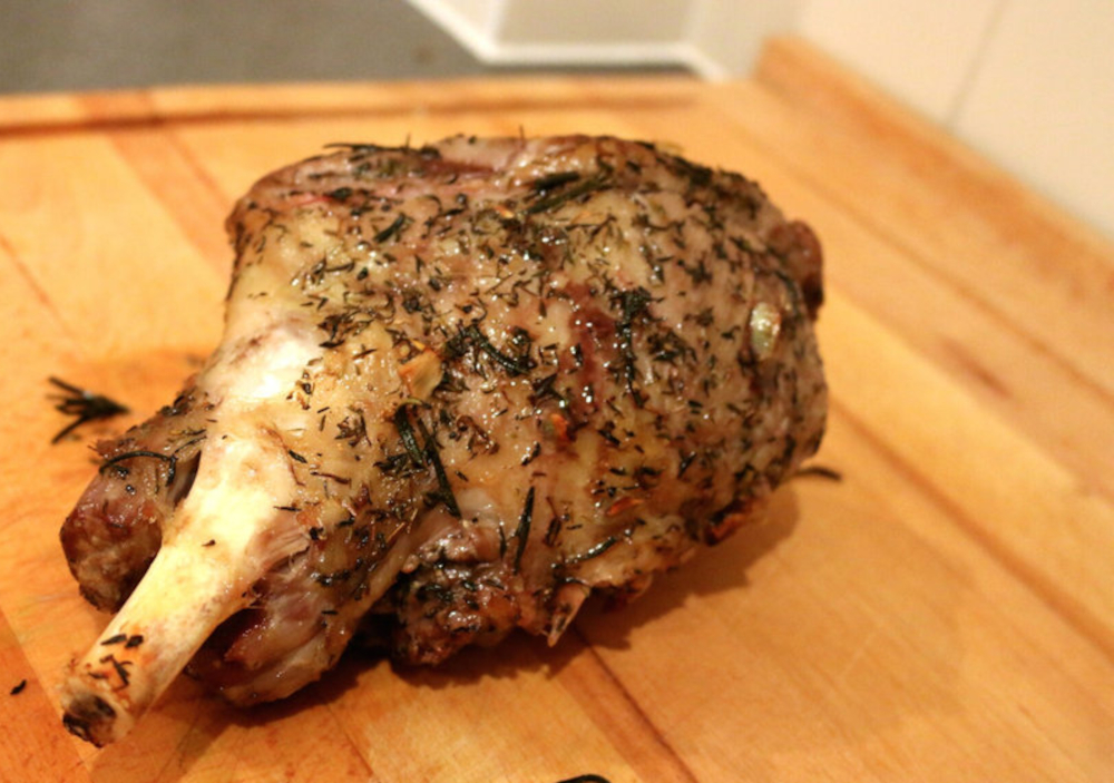 Gigot d'agneau rôti au thym