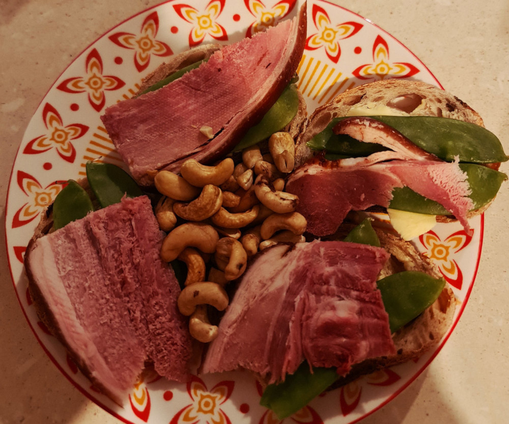 Jambon à l'os rôti