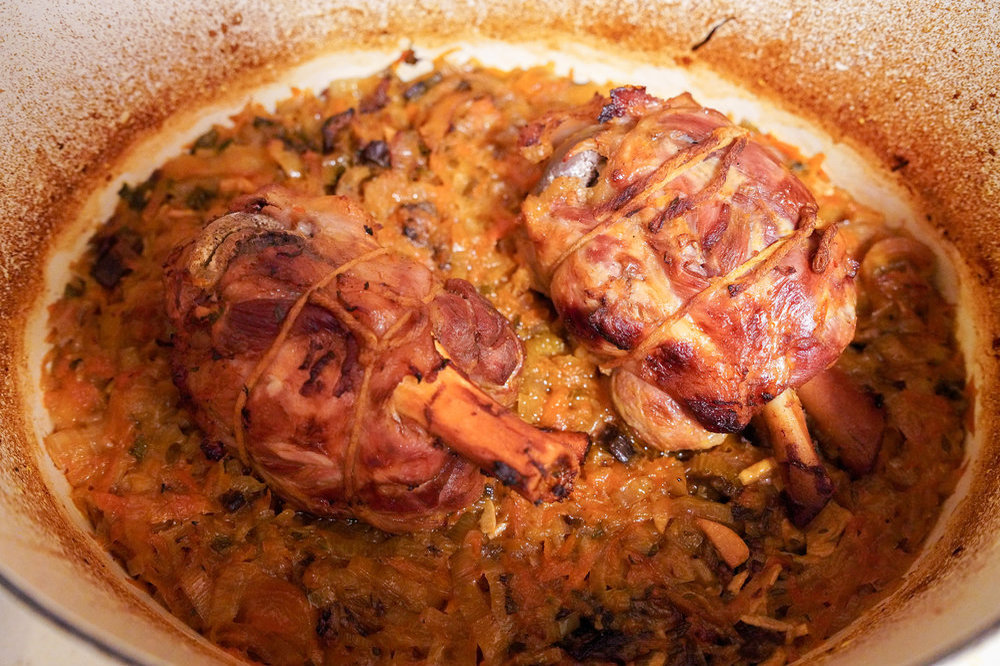 Braised jambonneau