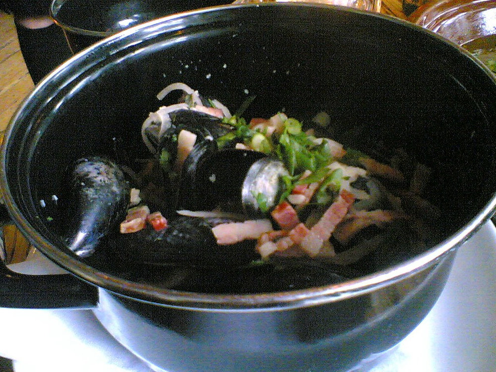 Moules au cidre et aux lardons