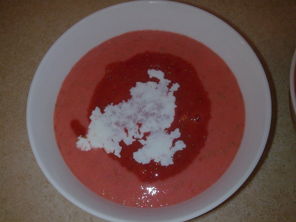 Mousse de fraise à la feuille de menthe