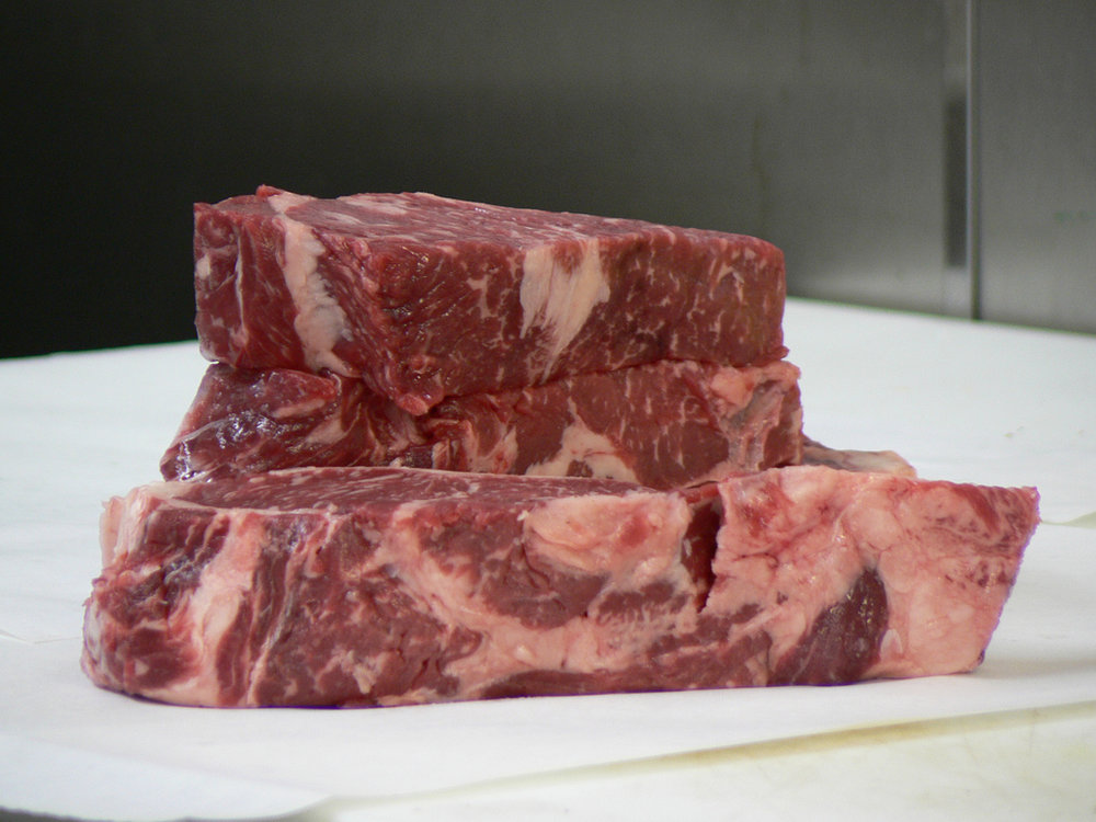 Charolais beef pavé with peppercorn sauce