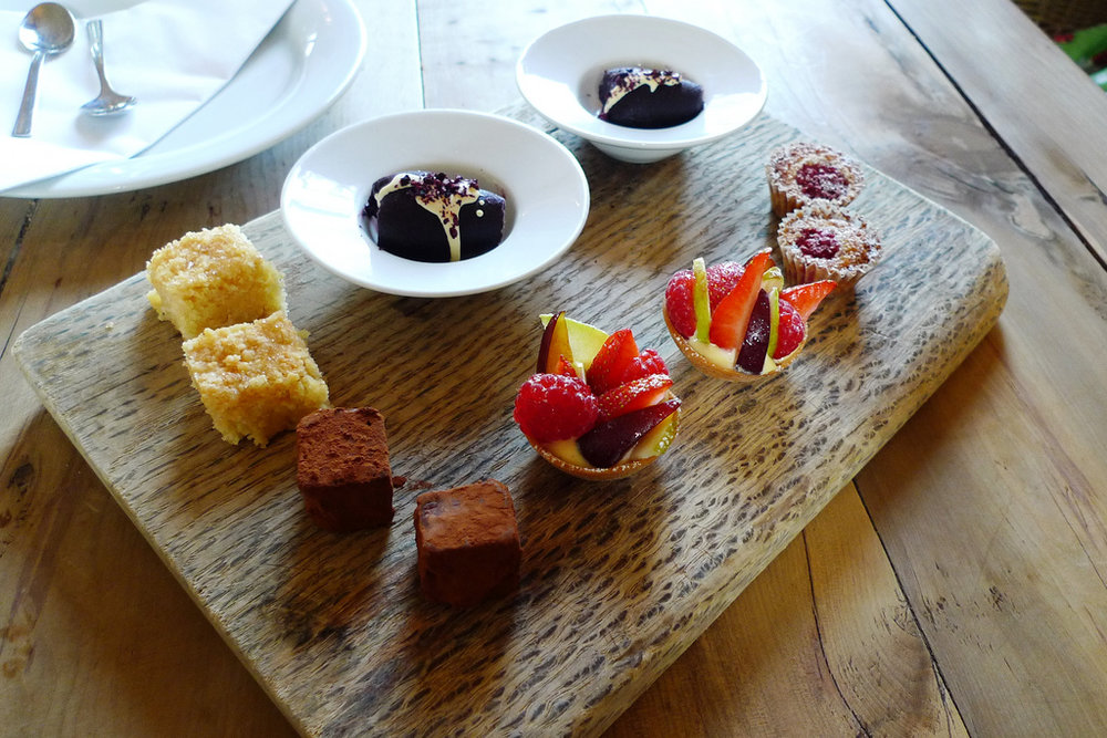 Petit four sucré