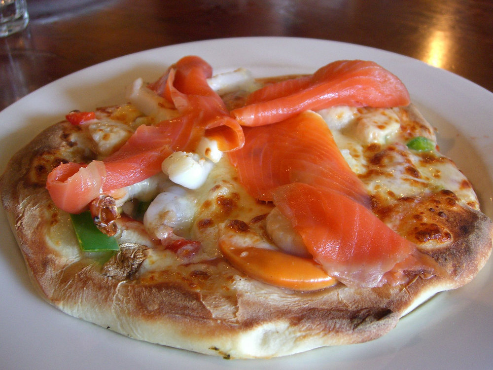 Fish pizza