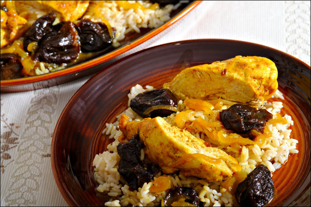 Chicken with prunes