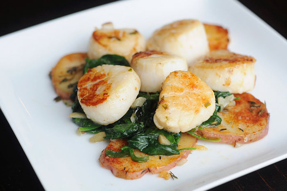 Coquilles Saint-Jacques au beurre d'ail