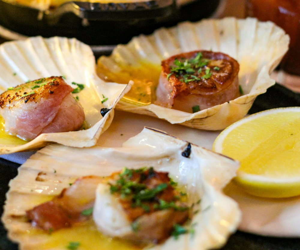 Coquilles Saint-Jacques en persillade