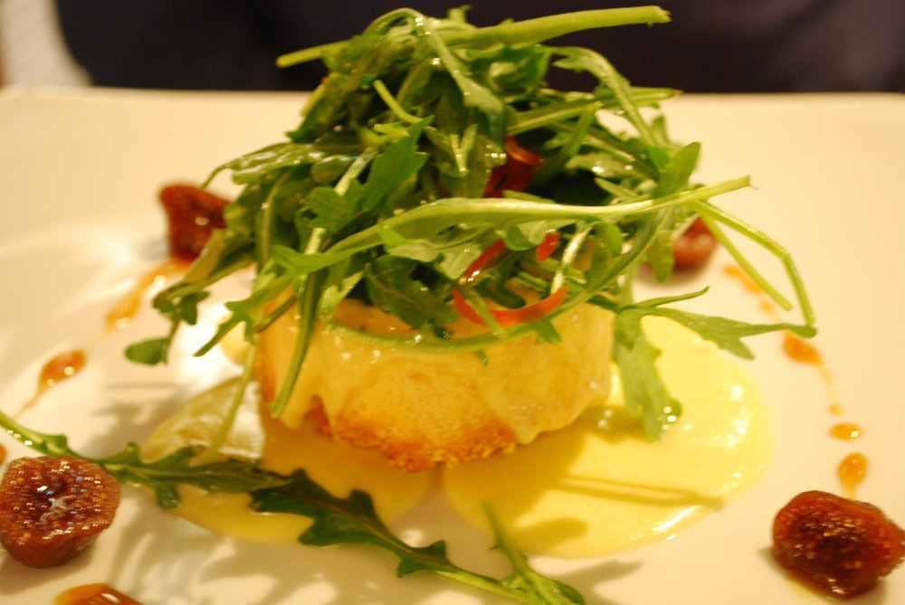 Ensalada de crottin de cabra a la parrilla
