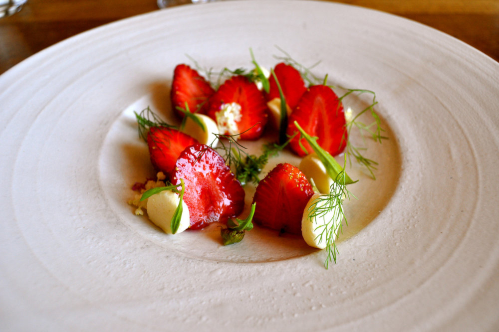 Salade de fraises à la menthe