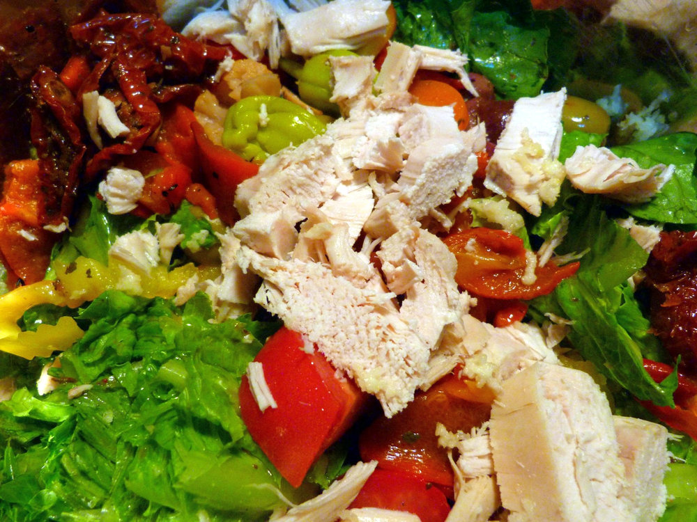 Ensalada de pollo aliñado