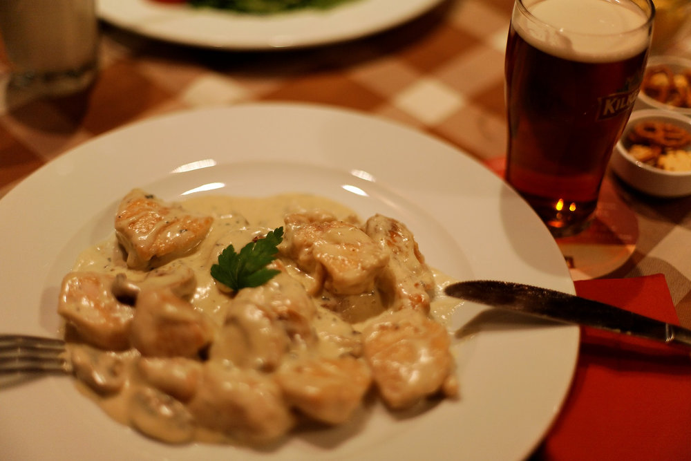 Suprême de poulet sauce crème