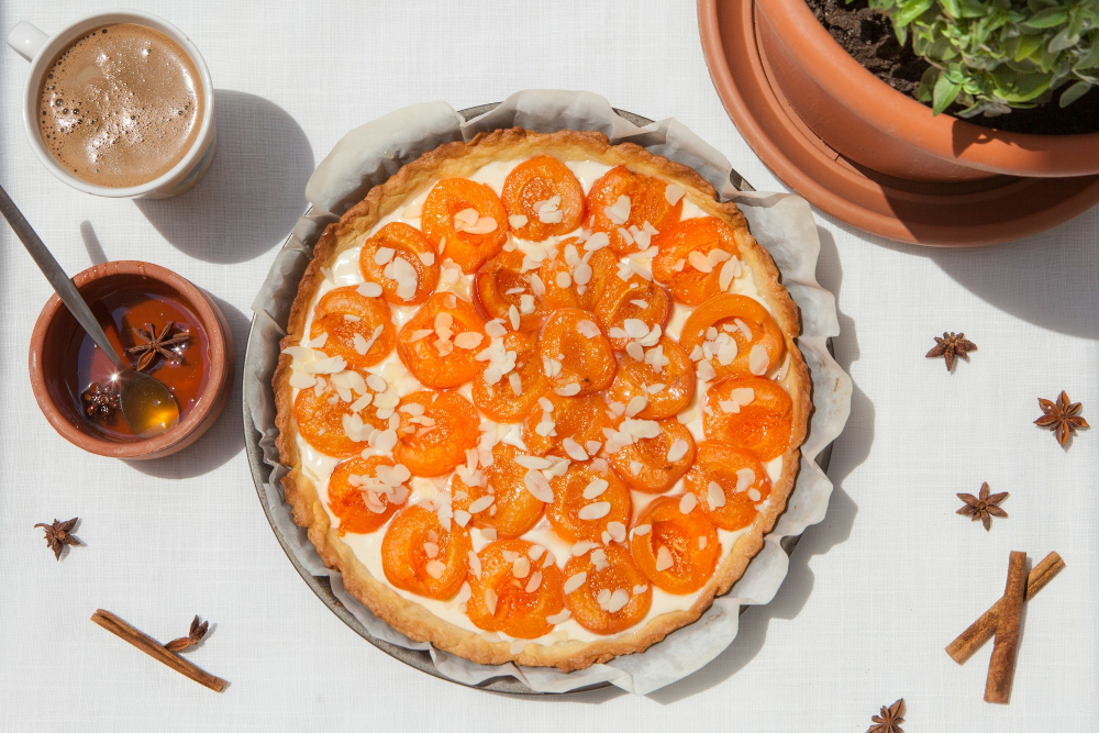Tarte à l'abricot rôti et à l'amande fraiche