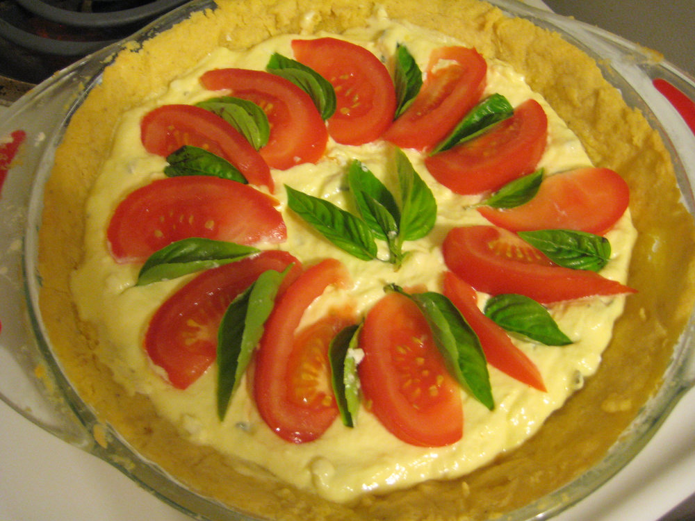 Tarte au fromage de chèvre frais et aux tomates cerises