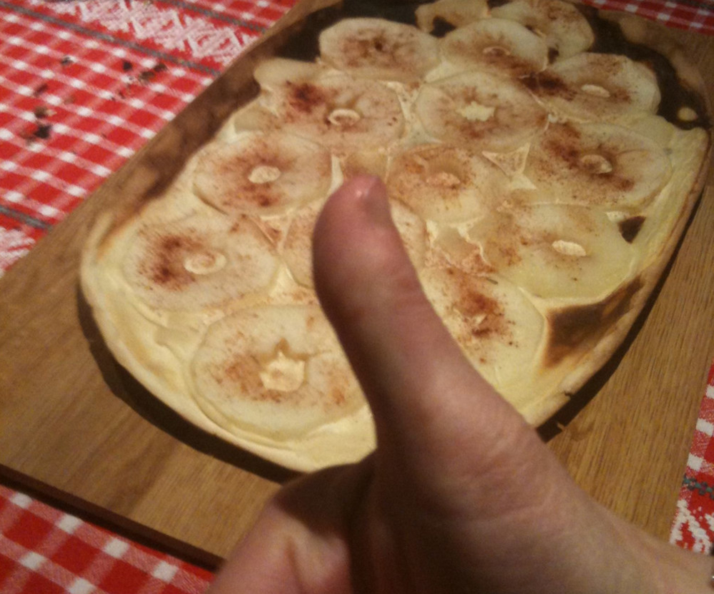 Apple Flammkuchen