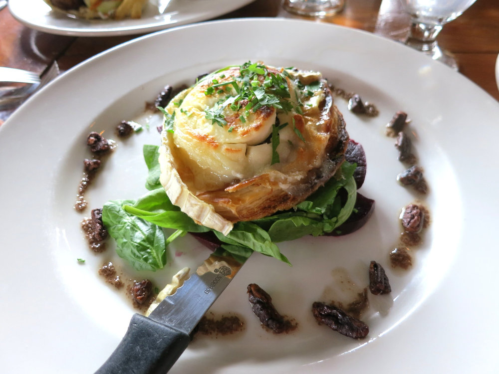 Zucchini and goat cheese tart
