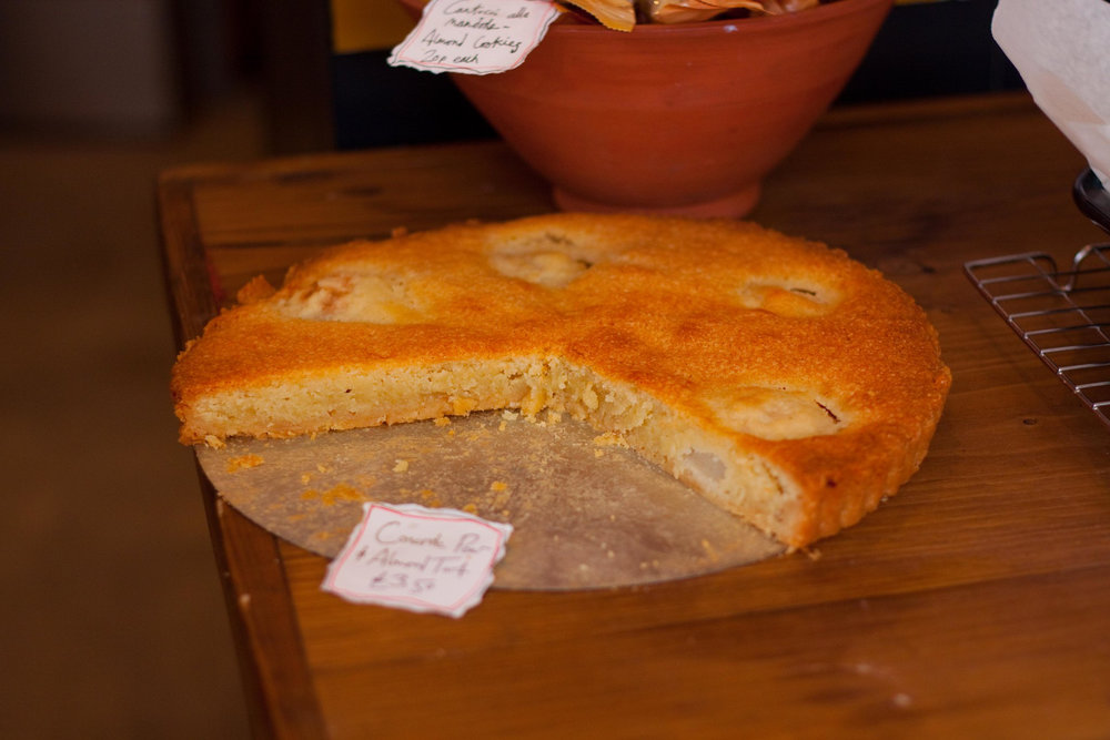 Tarte à la poire et aux amandes