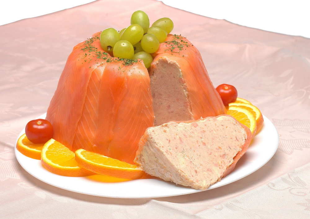 Paté de salmón con salsa de limón y nata