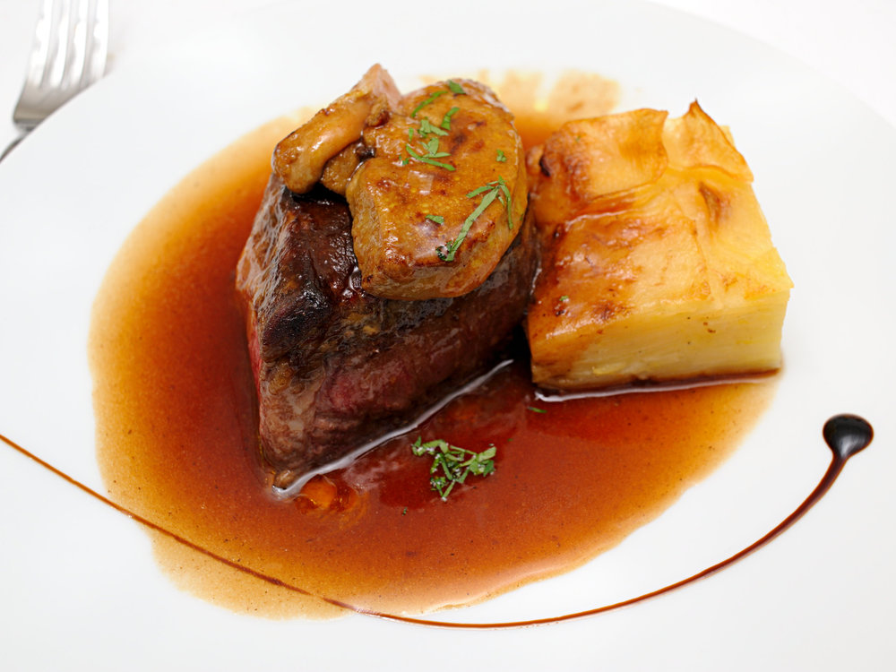 Tournedos Rossini et purée de pommes de terre aux truffes
