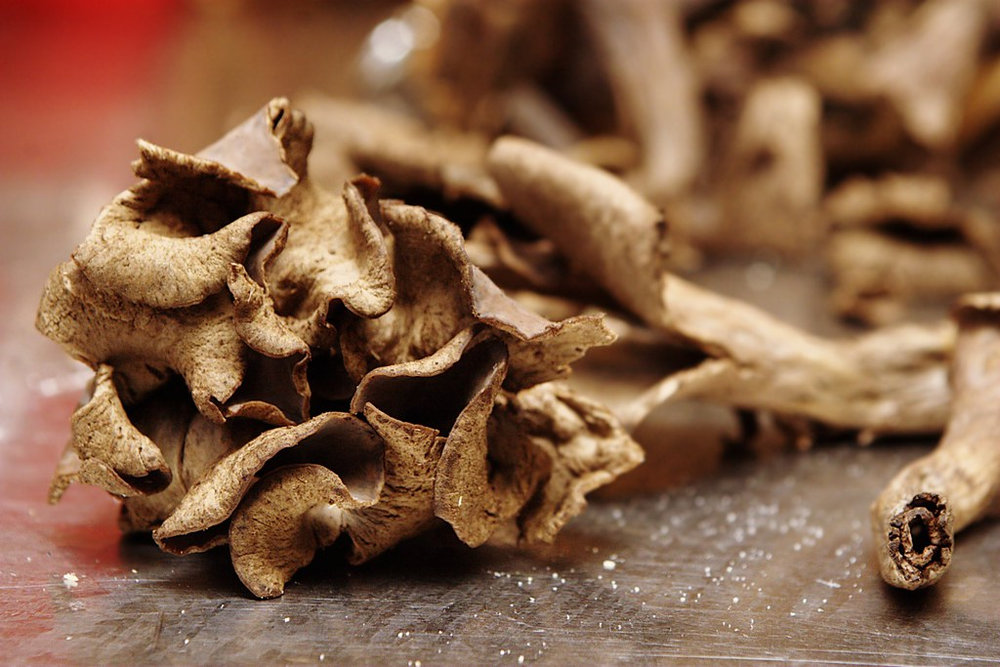 Trompettes de la mort à la poêle